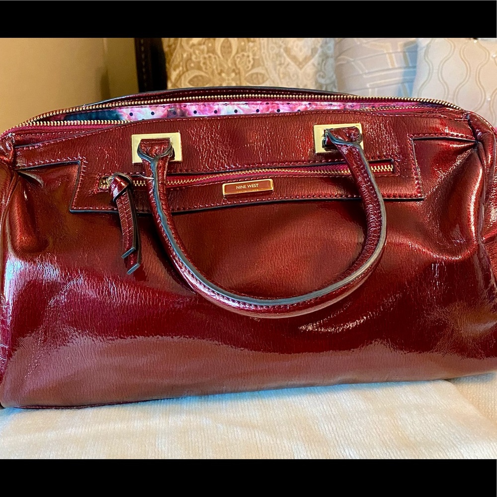 Red Nine West purse
